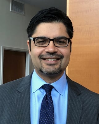 Interven Chest_Headshot_Kamran Mahmood_060821-1